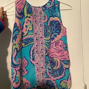 Lilly Pulitzer button back shirt S